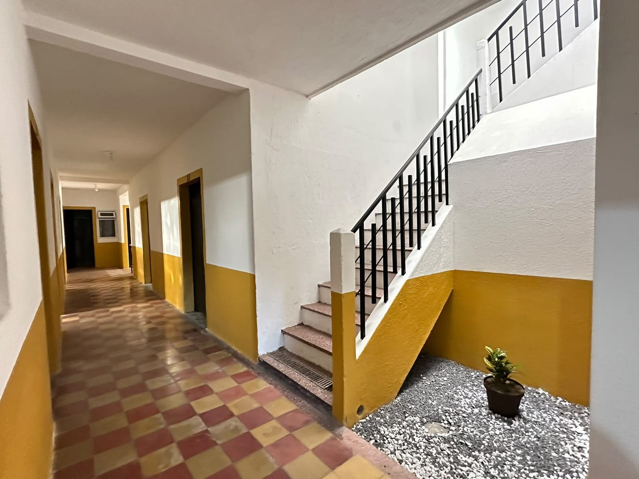 Casa Grande para Comerciantes Zona 7 — Casa en Alquiler en Zona 7, Guatemala, Ciudad — foto 2 de 9