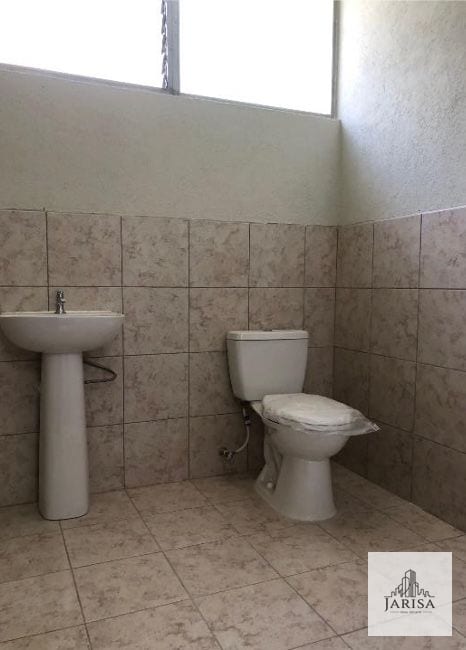 Casa para Oficinas Zona 10 — Casa en Alquiler en Zona 10, Guatemala, Ciudad — foto 7 de 8