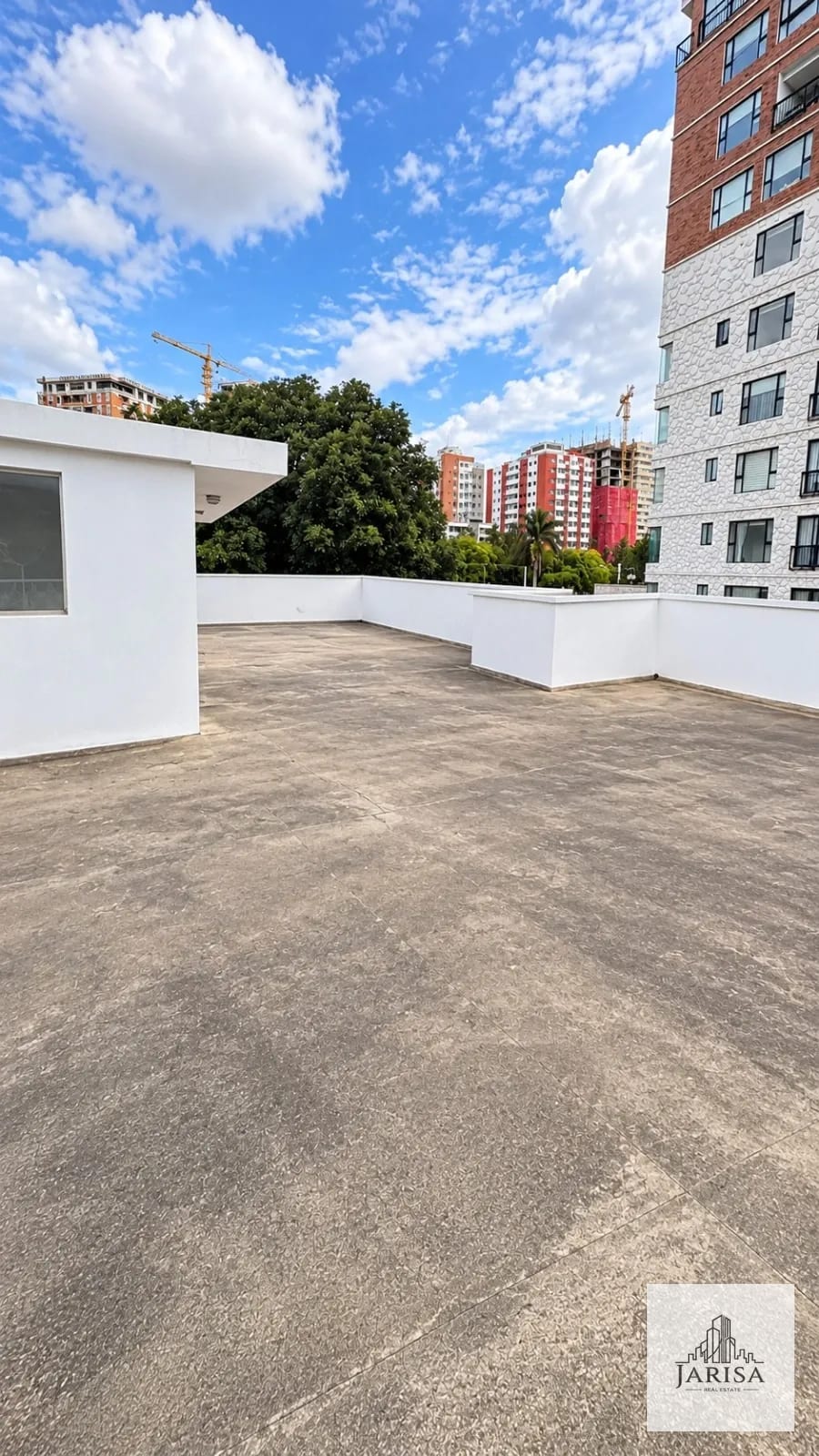 Terraza — Casa en Renta Vivienda u Oficina — Casa en Alquiler en Zona 13, Guatemala, Ciudad — foto 15 de 16