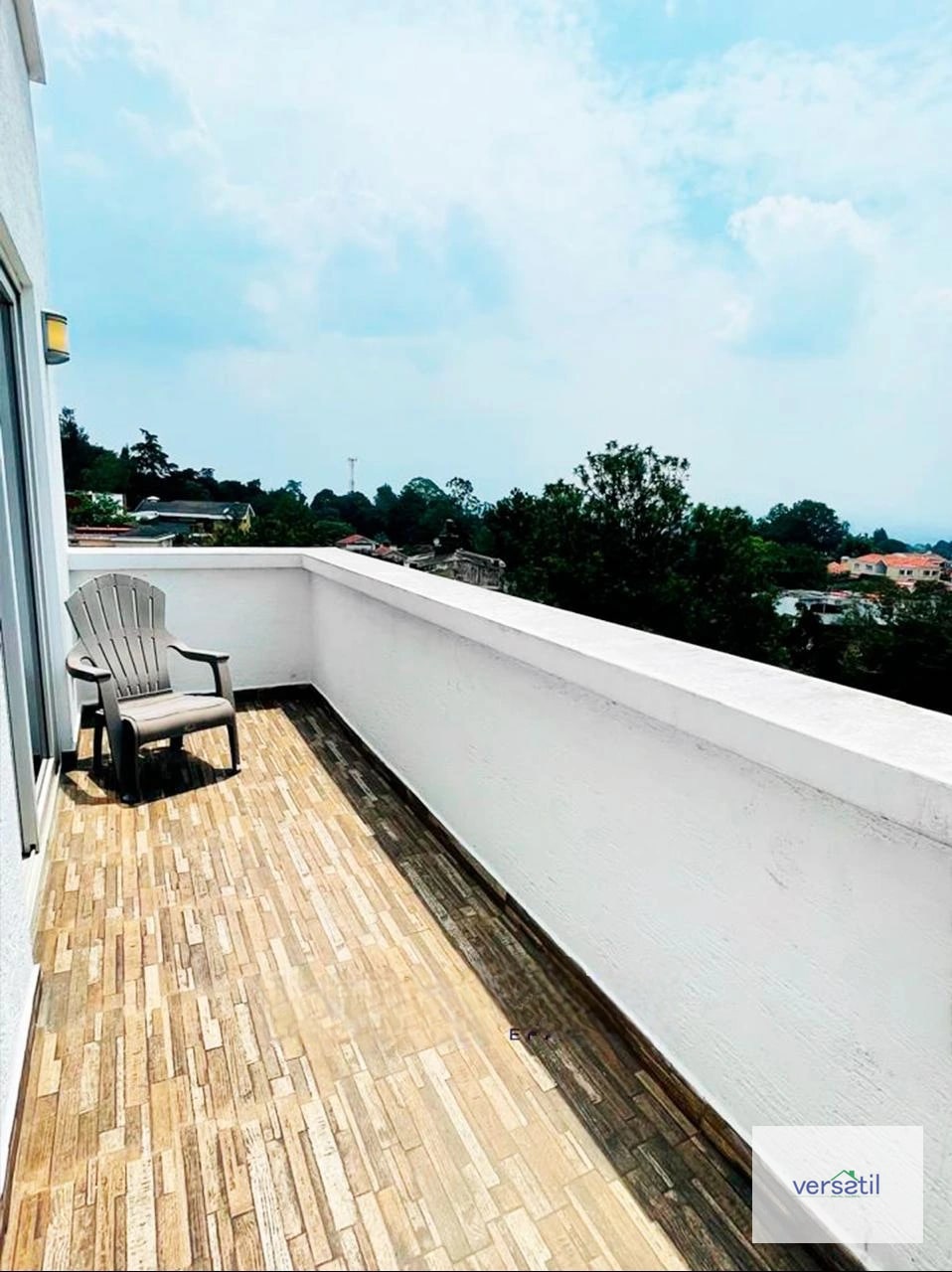 Lindo apartamento AMUEBLADO ZONA 16 — Apartamento en Alquiler en La Montaña, Zona 16, Guatemala, Ciudad — foto 8 de 10