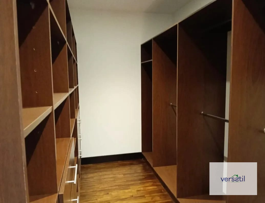 Espectacular Apartamento de 4 habitaciones zona 14 — Apartamento en Alquiler en Quinta Avenida, Zona 14, Guatemala, Ciudad — foto 11 de 15