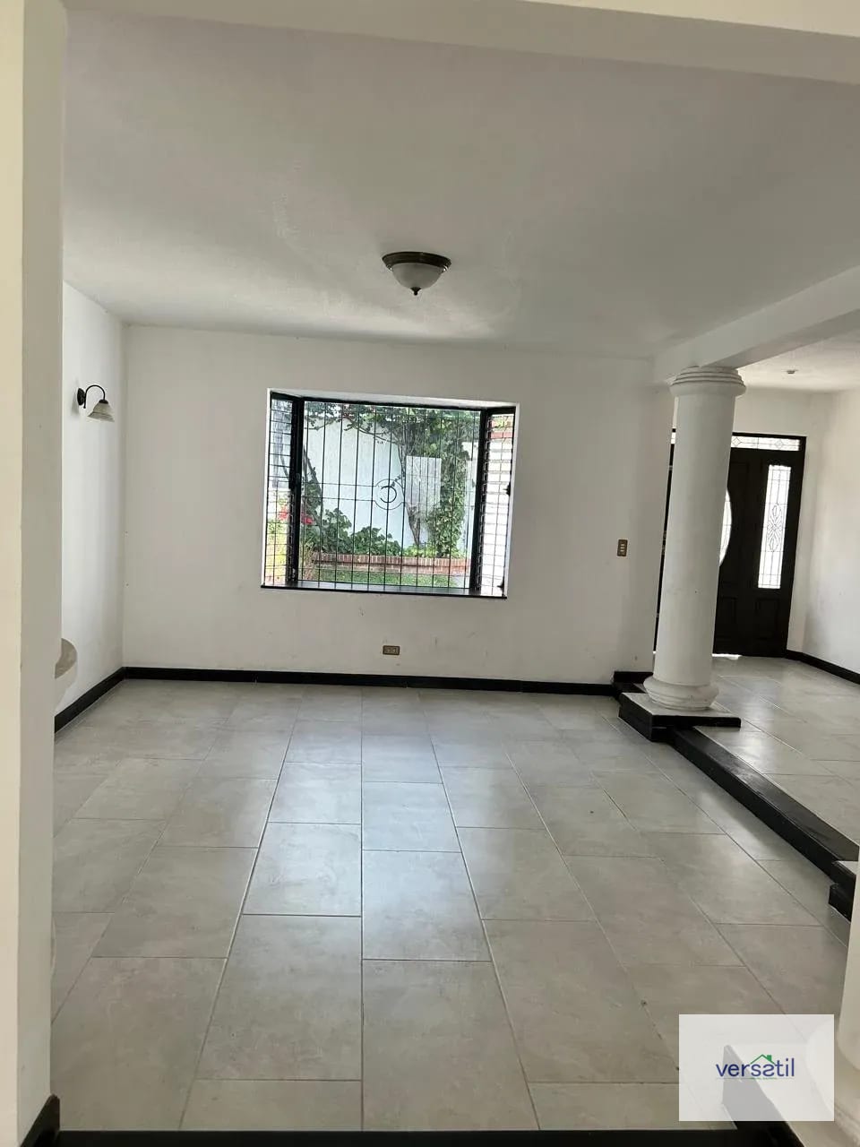 AMPLIA CASA EN ALQUILER ZONA 16, CAYALÁ — Casa en Alquiler en Jacarandas de Cayalá, Zona 16, Guatemala, Ciudad — foto 13 de 15