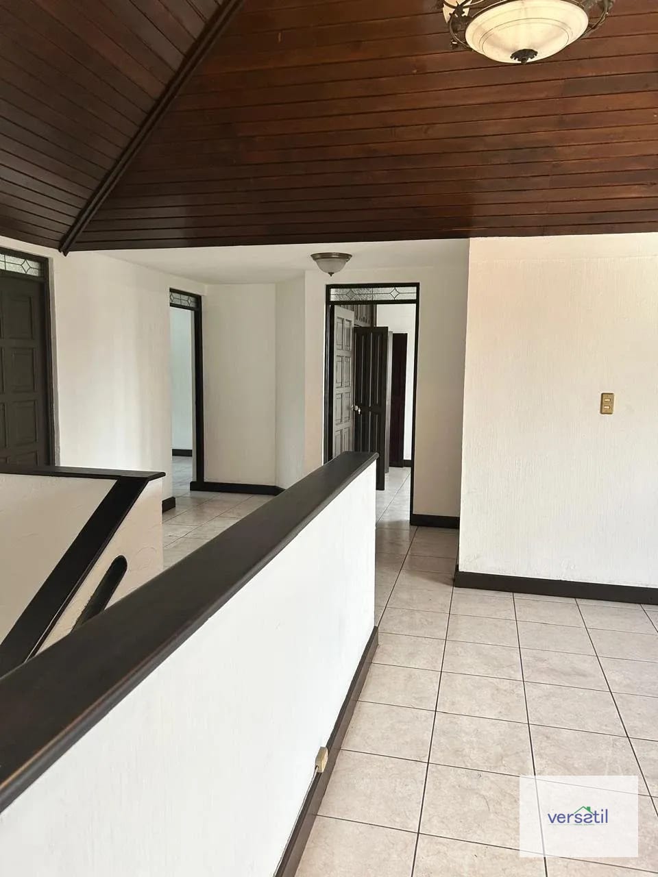 AMPLIA CASA EN ALQUILER ZONA 16, CAYALÁ — Casa en Alquiler en Jacarandas de Cayalá, Zona 16, Guatemala, Ciudad — foto 15 de 15