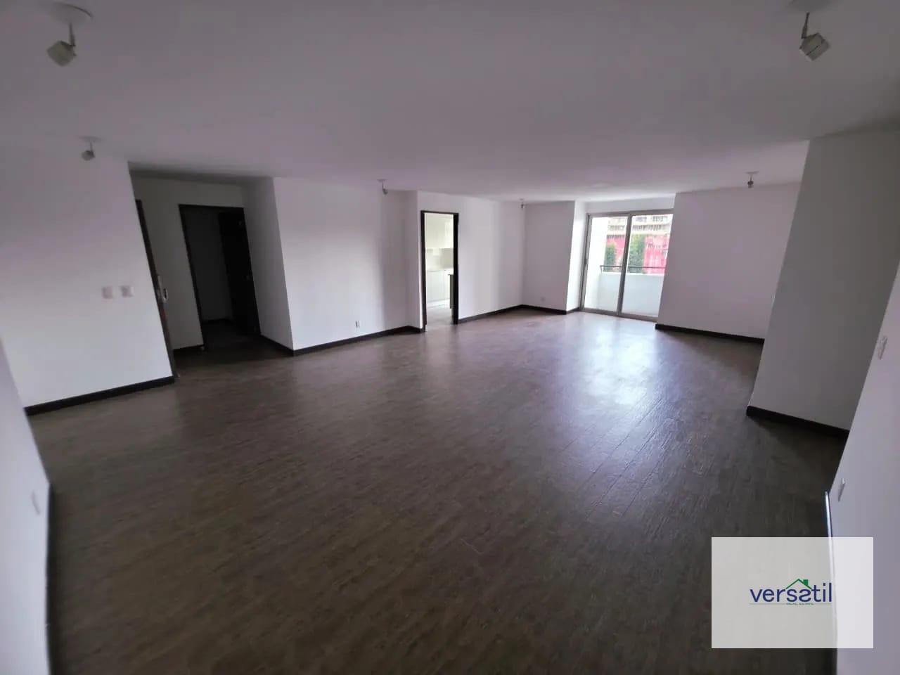 Enorme APARTAMENTO en alquiler ATTICA — Apartamento en Alquiler en Attica II, Zona 14, Guatemala, Ciudad — foto 1 de 17