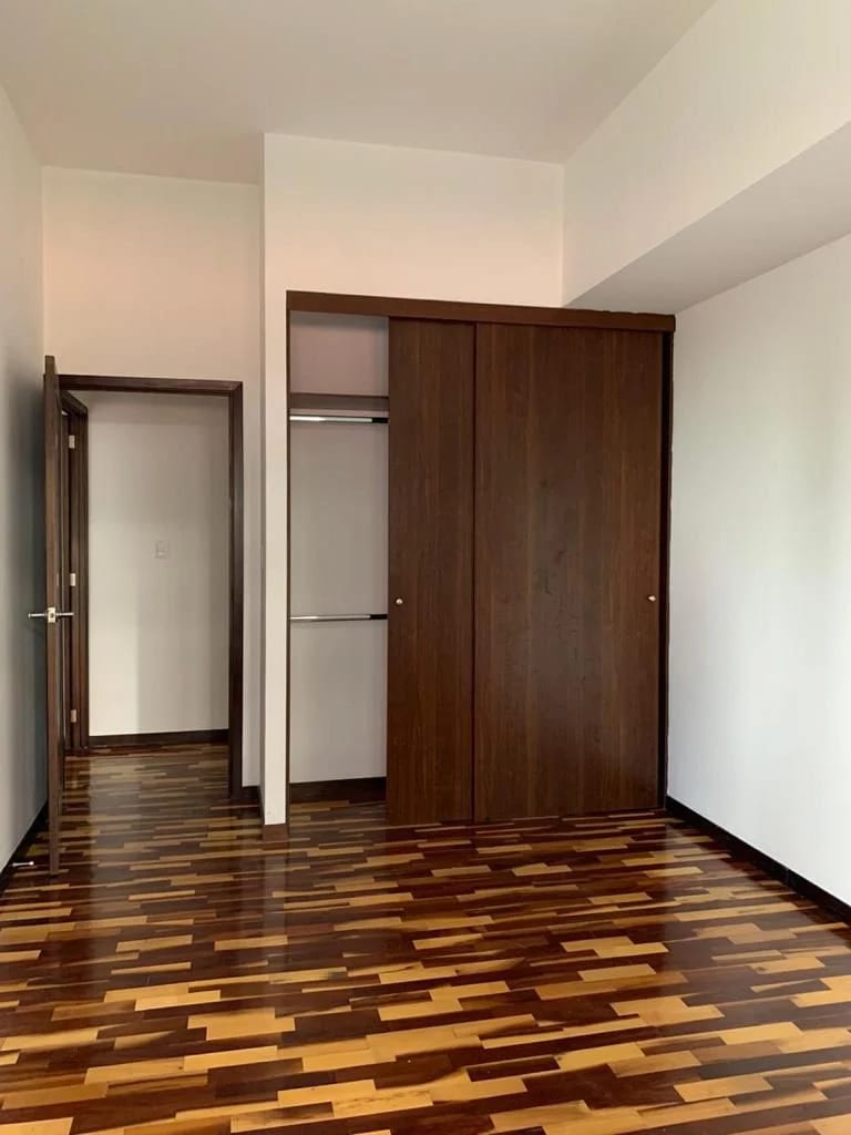 Apto amueblado en renta Z14 — Apartamento en Alquiler en Zona 14, Guatemala, Ciudad — foto 4 de 7