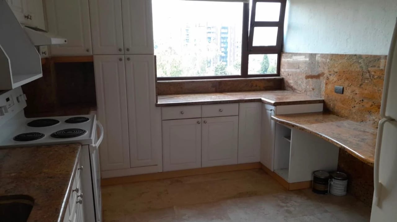 Apto en renta en zona 15, dentro de garita — Apartamento en Alquiler en Zona 15, Guatemala, Ciudad — foto 2 de 9