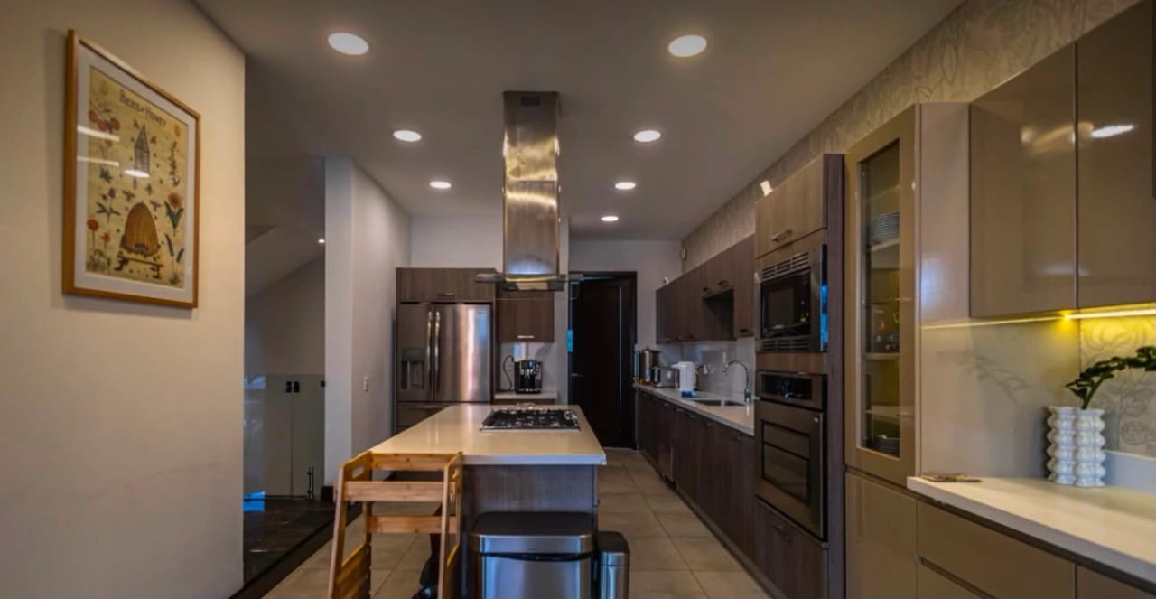 Casa en venta moderna en San Lázaro!! — Casa en Venta en Zona 15, Guatemala, Ciudad — foto 2 de 12
