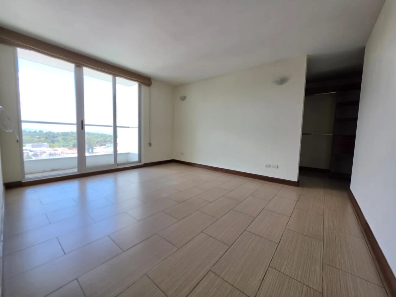 Apto en renta en zona 14!! — Apartamento en Alquiler en Zona 14, Guatemala, Ciudad — foto 5 de 9