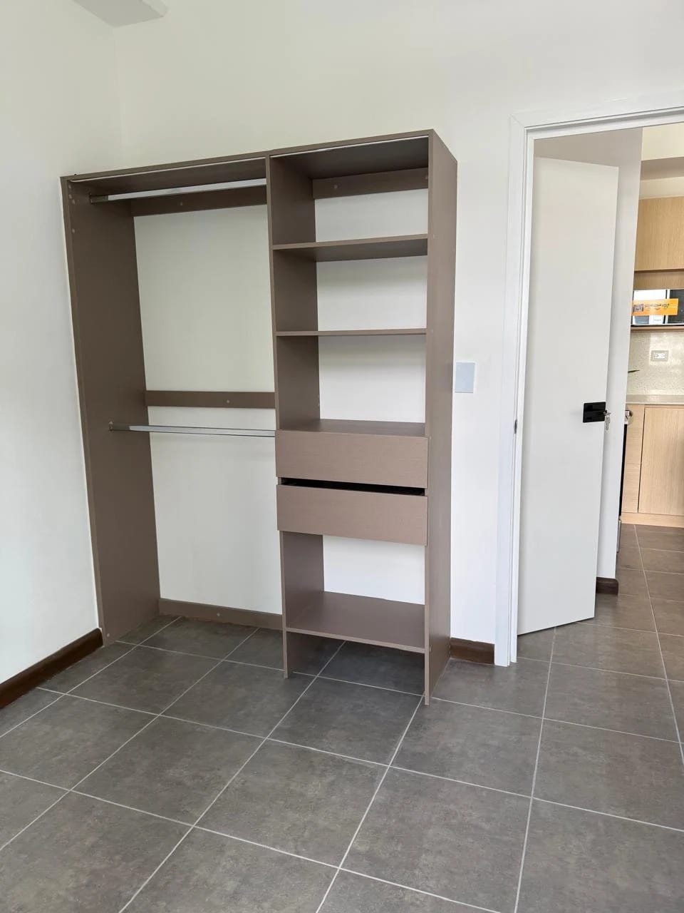 Apto amueblado para estrenar en renta en zona 15 — Apartamento en Alquiler en Zona 15, Guatemala, Ciudad — foto 4 de 8