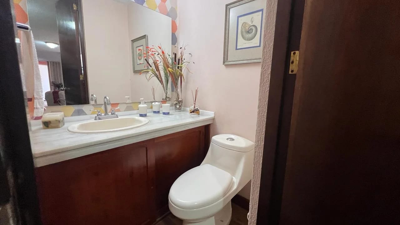 Casa en venta en zona 15, Vista Hermosa III — Casa en Venta en Zona 15, Guatemala, Ciudad — foto 4 de 10