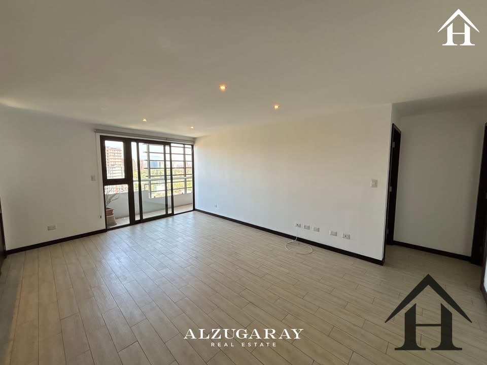 Apartamento amplio con balcón torre 360 zona 15 - 3