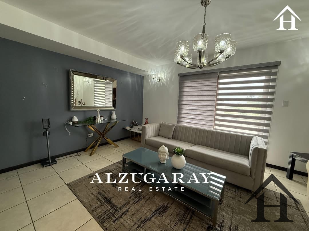 Casa con jardín y pérgola condominio vistas de san isidro zona 16 — Casa en Venta en Vistas de San Isidro, Zona 16, Guatemala, Ciudad — foto 2 de 7