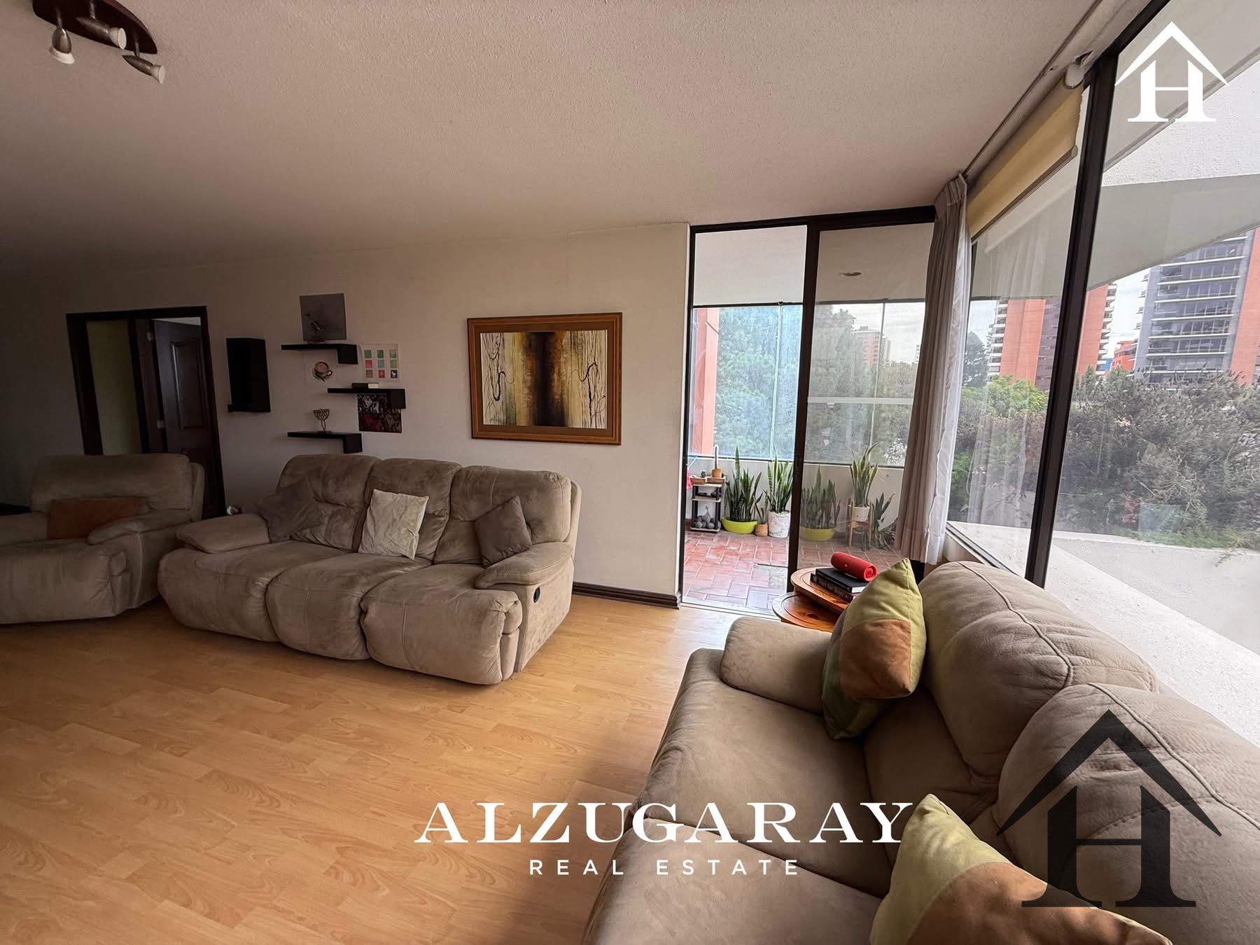 Apartamento para remodelar 133Mts2 / zona 14 — Apartamento en Venta en Casa Alta, Zona 14, Guatemala, Ciudad — foto 1 de 8