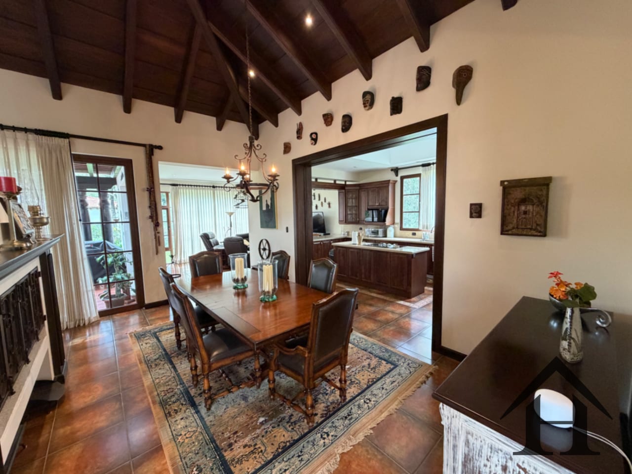 Casa colonial de 1 nivel + terreno Hacienda Nueva Country Club — Casa en Venta en Hacienda Nueva, San José Pinula, Guatemala, Ciudad — foto 5 de 6