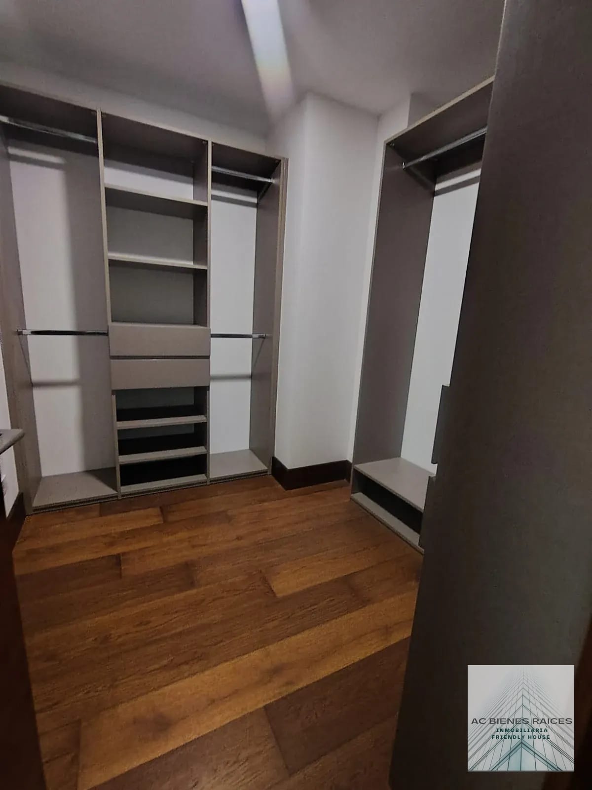 Apice 1 VH1 lindo apto en renta — Apartamento en Alquiler en Zona 15, Guatemala, Ciudad — foto 9 de 14