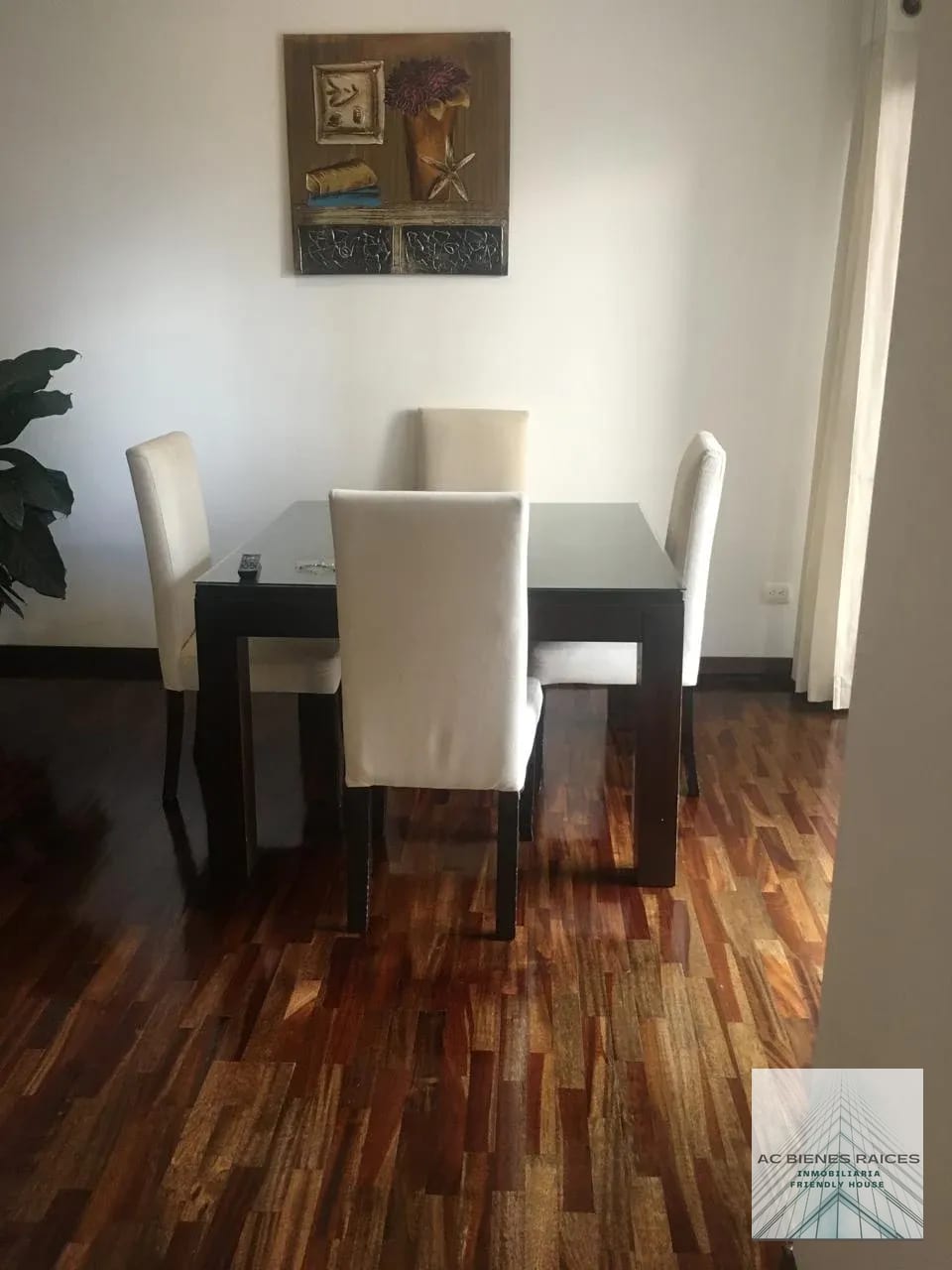 Apto amueblado de 3 hab en zona 14 — Apartamento en Alquiler en Zona 14, Guatemala, Ciudad — foto 2 de 9