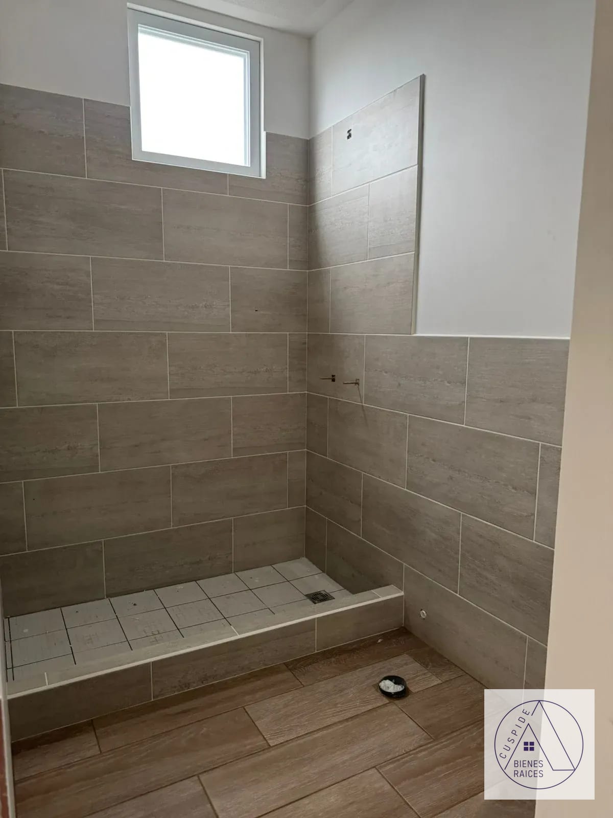 Carr Salvador km 20 A San José Pinula Lo de Valdez — Casa en Venta en San José Pinula, Guatemala, Ciudad — foto 6 de 8