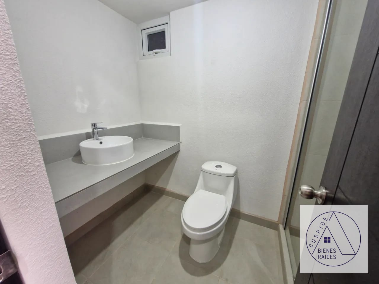 Alquilo Apartamento Carr. Salvador km 17.5 Entrada a Olmeca para estrenar con linea blanca — Apartamento en Alquiler en Carretera a El Salvador, Guatemala, Ciudad — foto 9 de 10