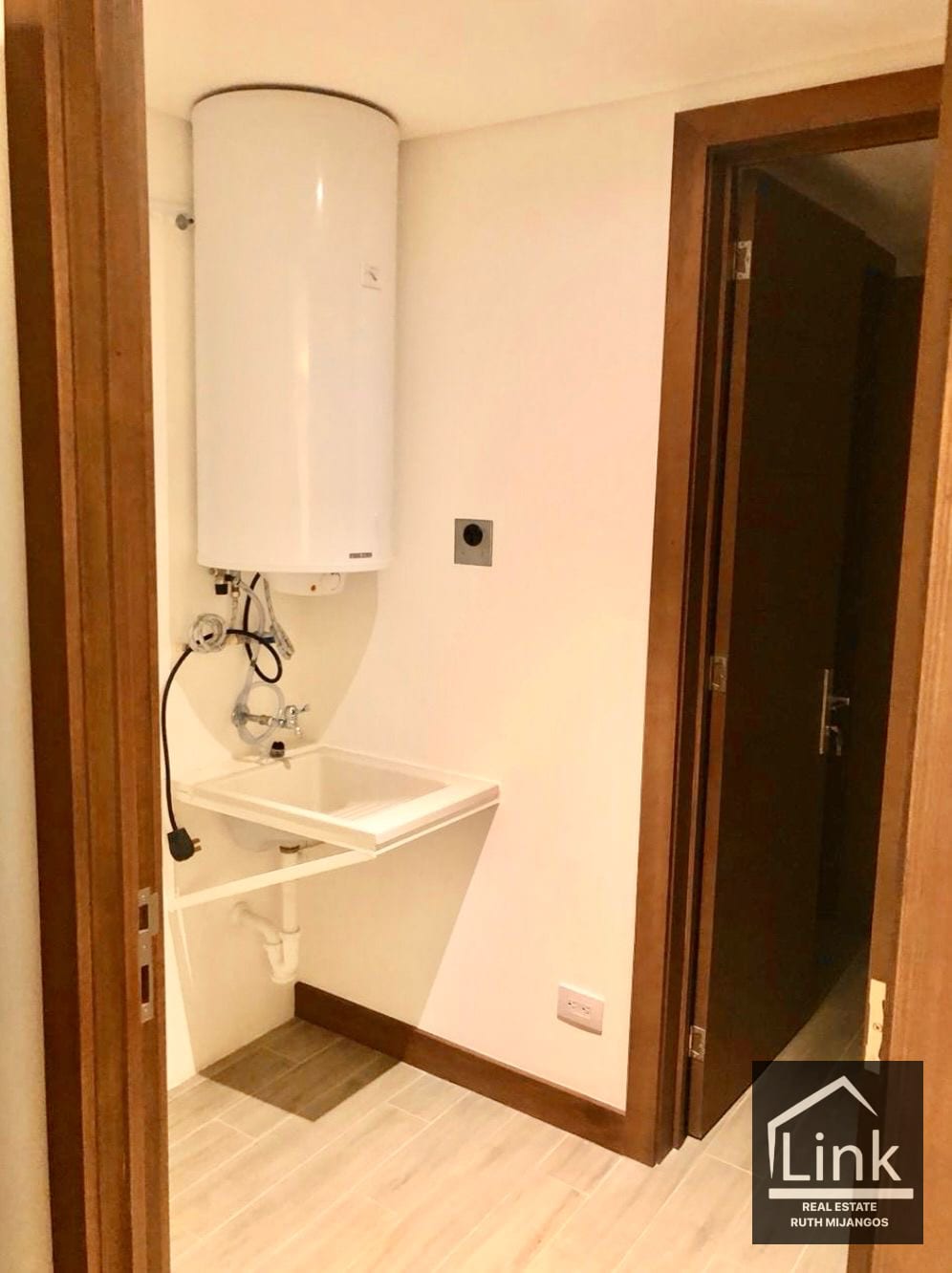 Venta De Apartamento zona 10 RESERVA OAKLAND — Apartamento en Venta en Reserva Oakland, Zona 10, Guatemala, Ciudad — foto 11 de 13