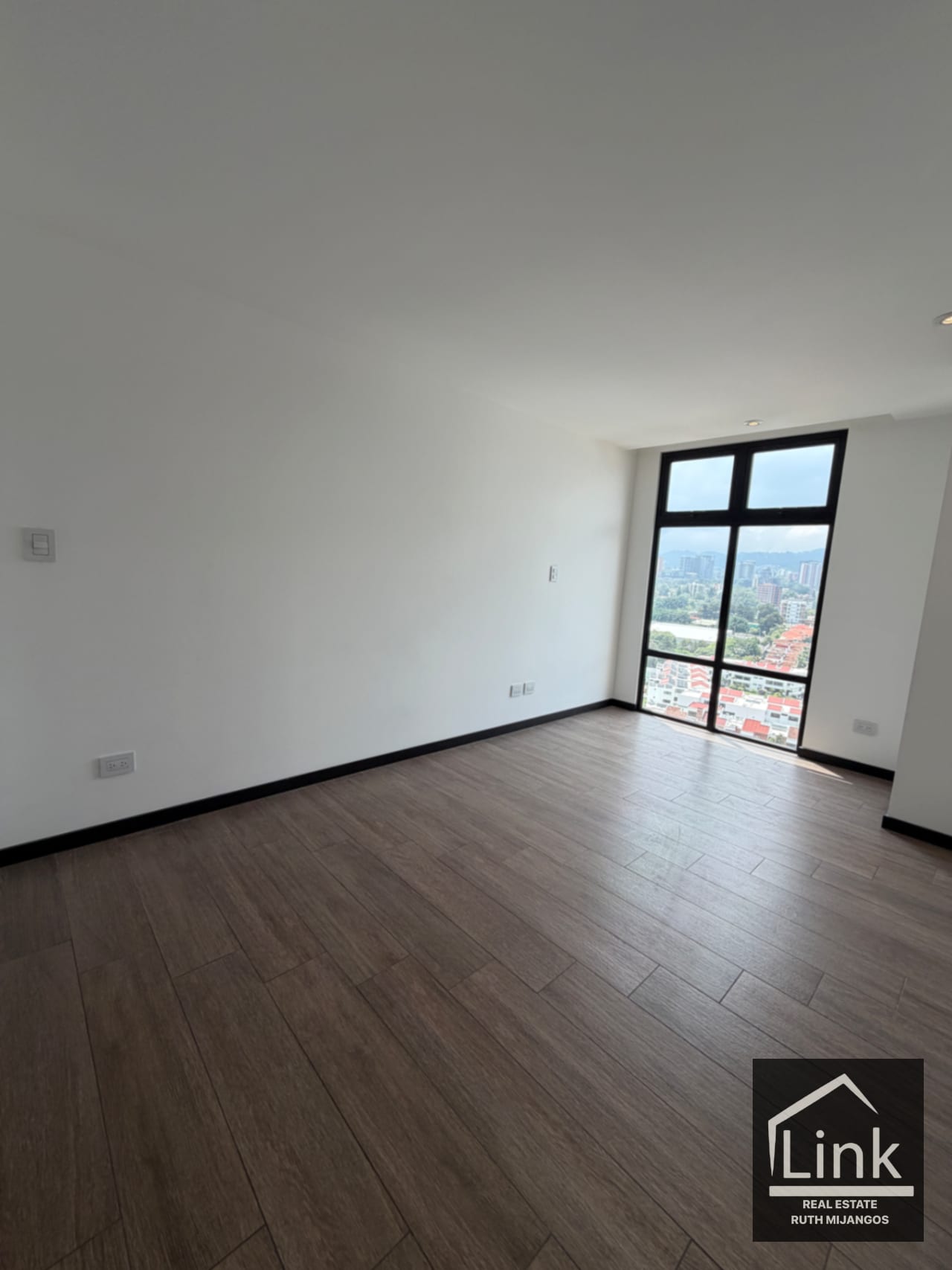 Precioso Apartamento en Venta zona 10 IQ10 — Apartamento en Venta en IQ10, Zona 10, Guatemala, Ciudad — foto 10 de 11