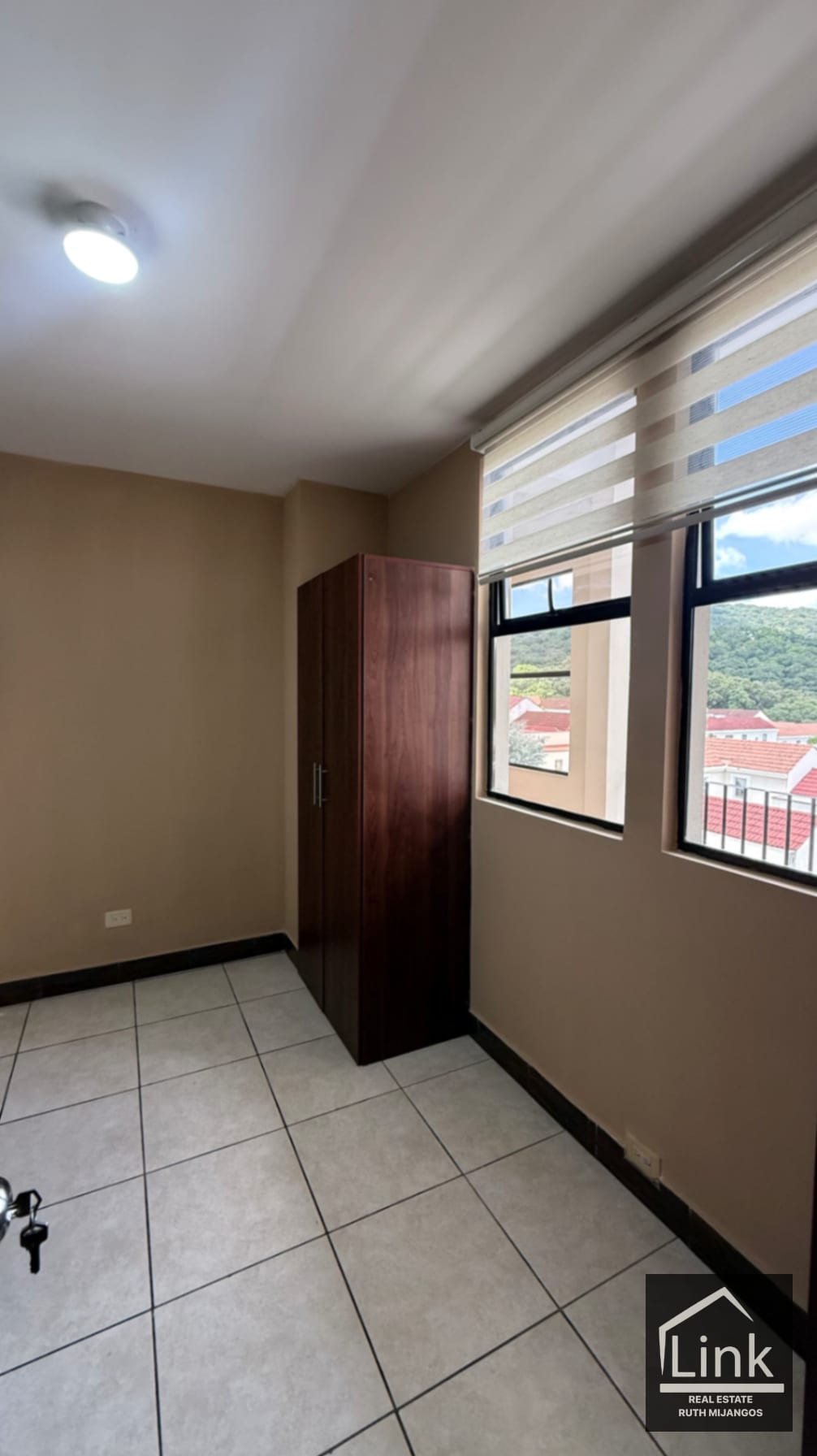 Renta de Apartamento 📍Condado El Naranjo zona 4 Mixco — Apartamento en Alquiler en Condado Naranjo, Zona 4 Mixco, Guatemala, Ciudad — foto 3 de 11