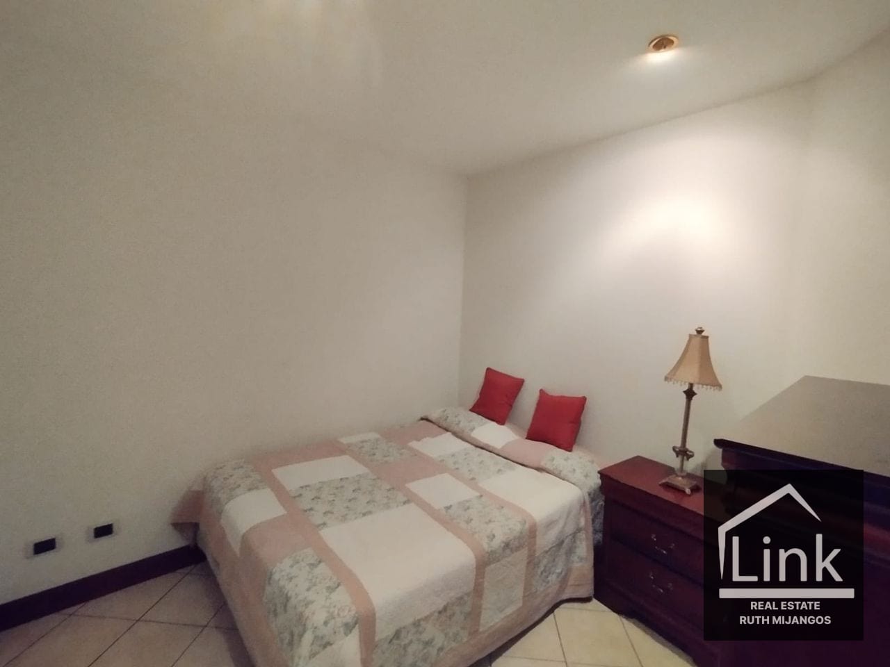Alquiler de Apartamento Amueblado Zona 10 Milenia — Apartamento en Alquiler en Milenia, Zona 10, Guatemala, Ciudad — foto 5 de 13