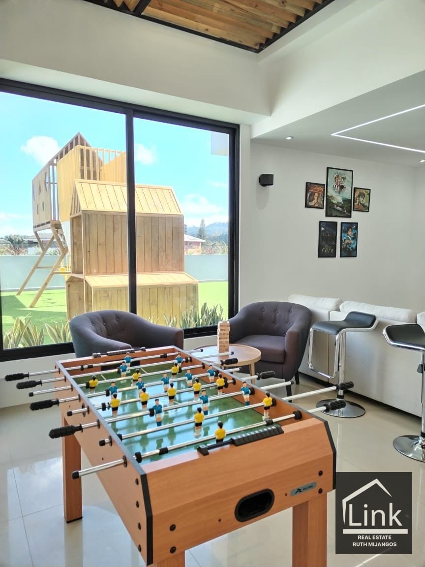 Precioso apartamento en Venta zona 15 Edificio PRAGA — Apartamento en Venta en Zona 15, Guatemala, Ciudad — foto 2 de 15