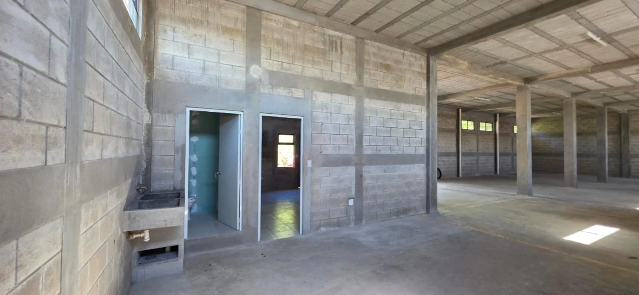 📢 NUEVA OFIBODEGA DISPONIBLE – EN EL NARANJO — Bodega / Ofibodega en Alquiler en Condado Naranjo, Zona 4 Mixco, Guatemala, Ciudad — foto 9 de 9