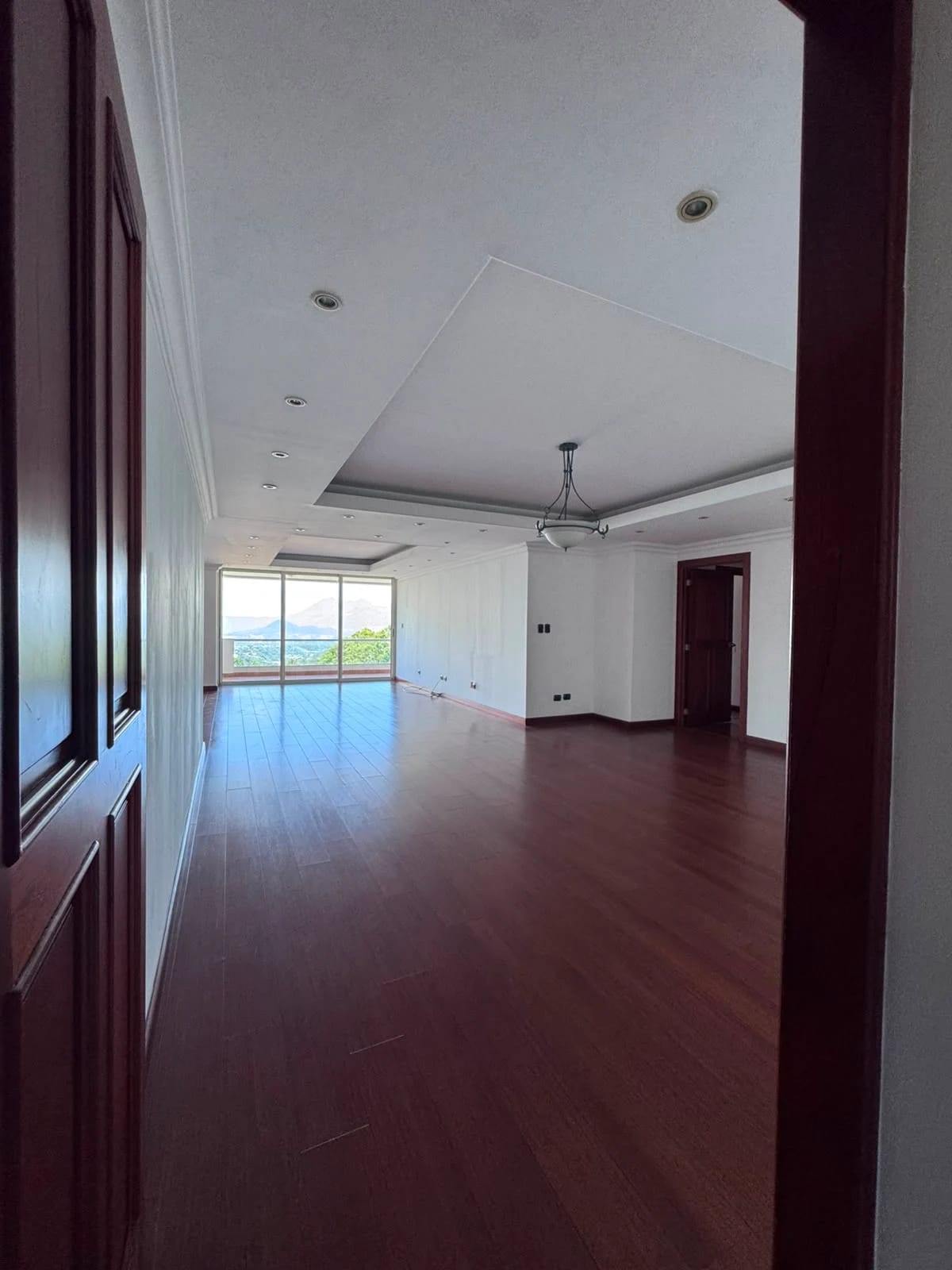 🏙️ APARTAMENTO EN ALQUILER – EDIFICIO MARQUÉS, ZONA 14 — Apartamento en Alquiler en Marqués, Zona 14, Guatemala, Ciudad — foto 3 de 17