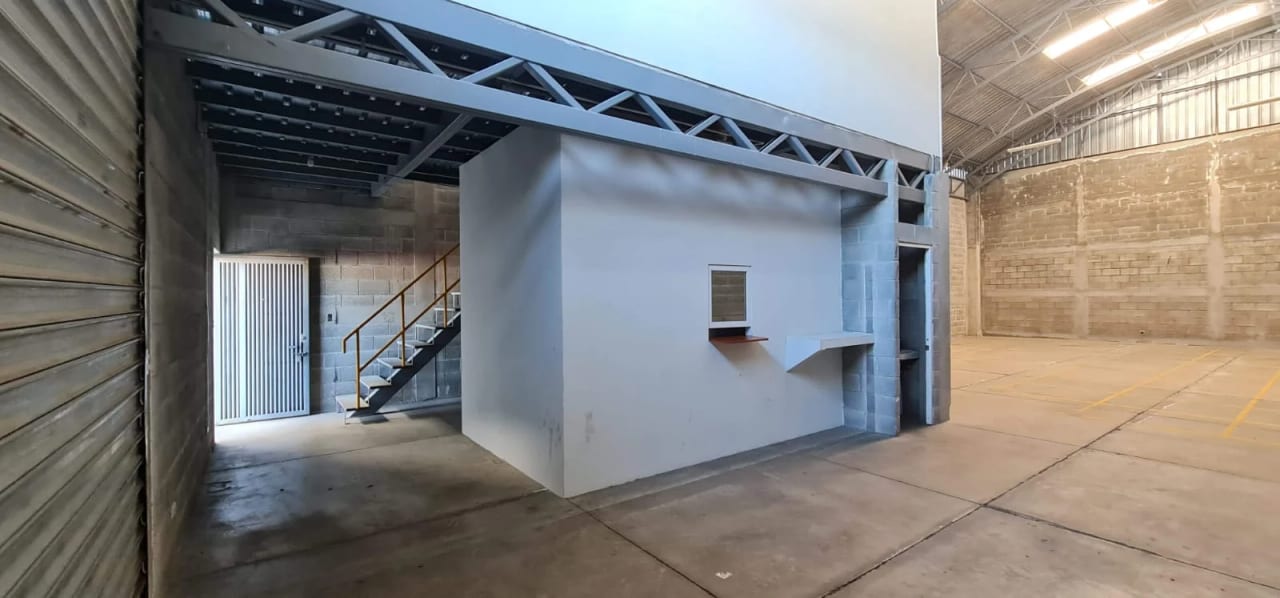 🏢 ¡OFIBODEGA DISPONIBLE PARA ENTREGA INMEDIATA! 🚀EN EL NARANJO — Bodega / Ofibodega en Alquiler en Zona 4 Mixco, Guatemala, Ciudad — foto 5 de 7