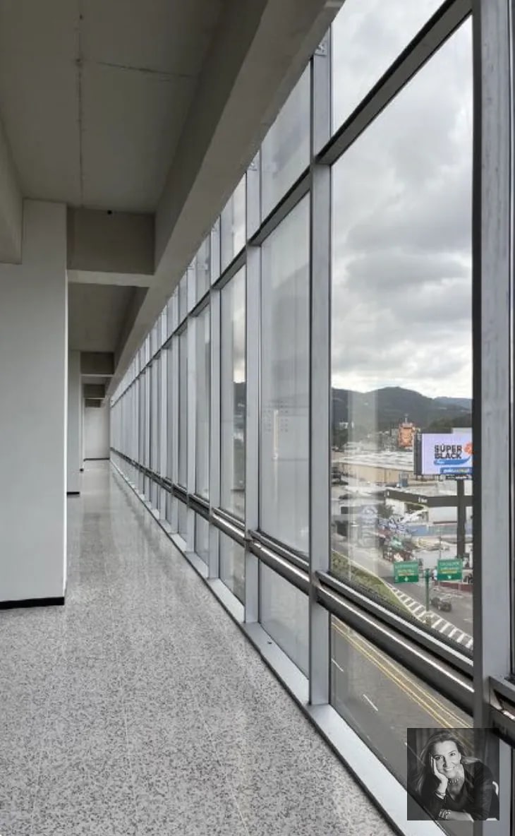 Edificio en Renta- Venta a estrenar zona 10 — Edificio en Venta en Zona 10, Guatemala, Ciudad — foto 12 de 17