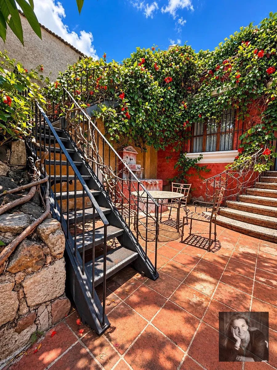 Casa colonial en venta en el casco de Antigua Guatemala | 4 habitacion — Casa en Venta en Antigua, Sacatepéquez — foto 4 de 7