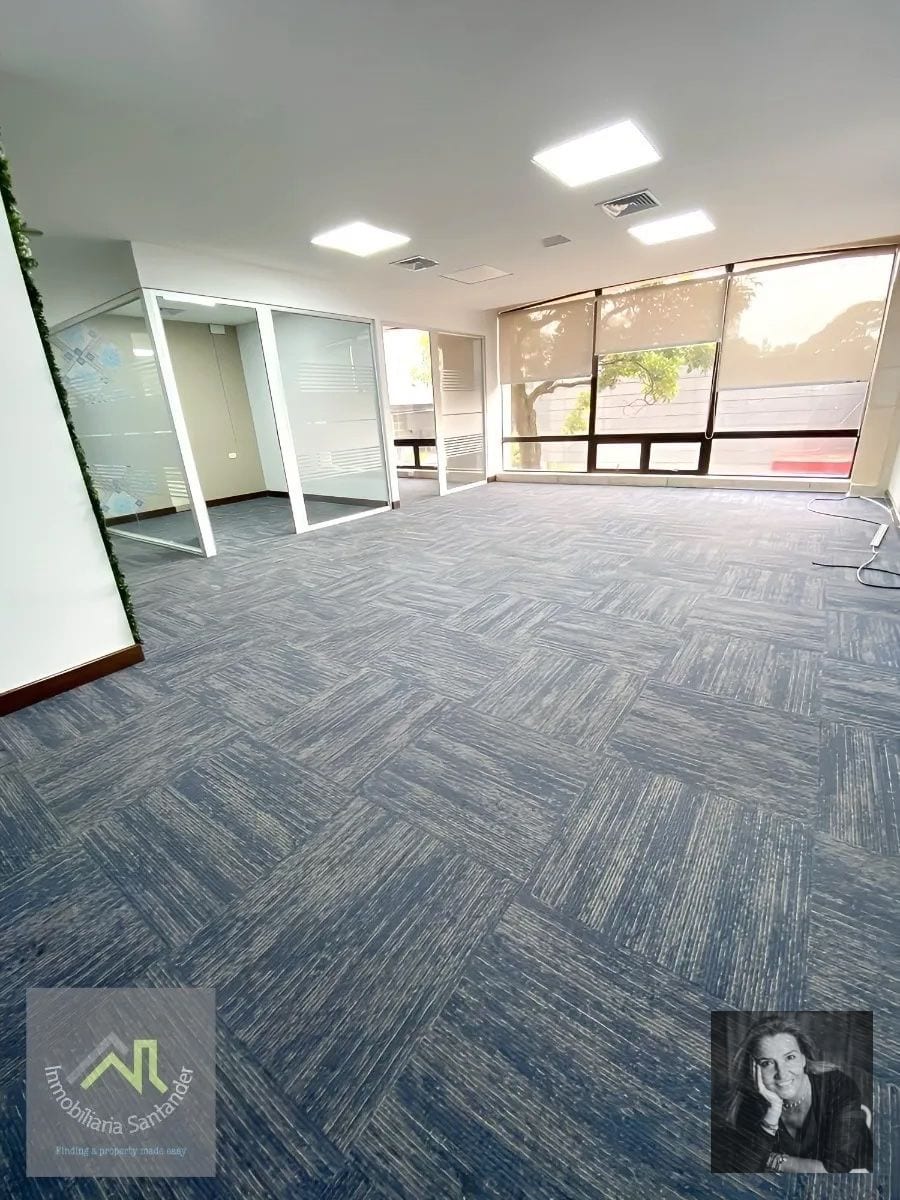 Alquiler Oficina / zona 10 — Oficina en Alquiler en Zona 10, Guatemala, Ciudad — foto 3 de 16