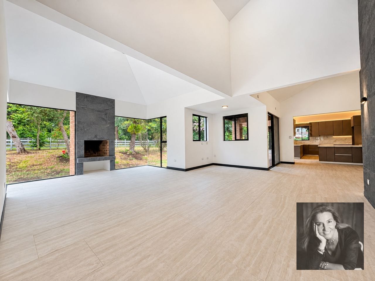 Casa en venta en Residencial El Recreo, km 32.5 carretera a Santa Elen — Casa en Venta en Santa Elena Barillas, Guatemala, Ciudad — foto 1 de 17