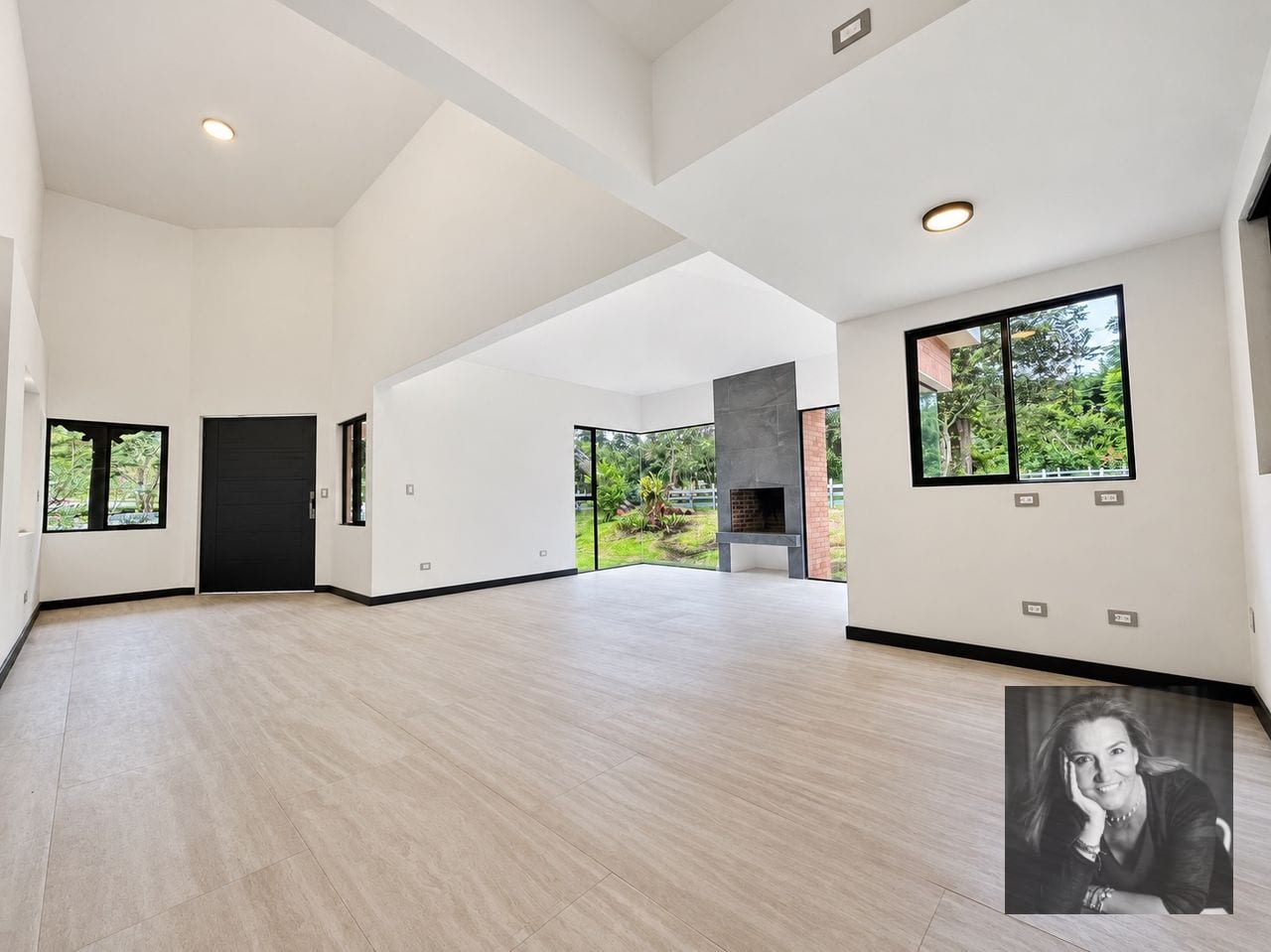 Casa en venta en Residencial El Recreo, km 32.5 carretera a Santa Elen — Casa en Venta en Santa Elena Barillas, Guatemala, Ciudad — foto 2 de 17