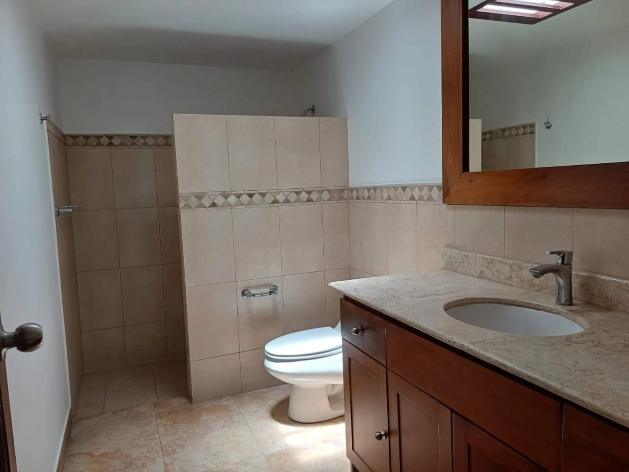 Casa en Aqluiler, Elgin II — Casa en Alquiler en Zona 14, Guatemala, Ciudad — foto 7 de 8