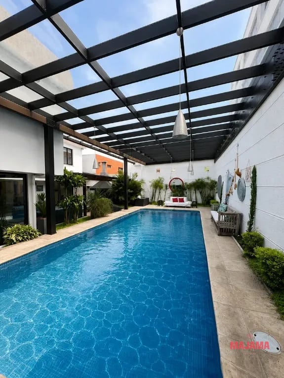CASA AMPLIA CON PISCINA EN VENTA, EN ZONA 15 - CODIGO 02_CV22 — Casa en Venta en Zona 15, Guatemala, Ciudad — foto 2 de 12