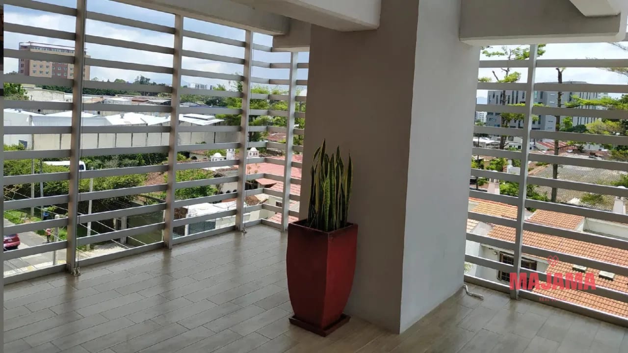 APARTAMENTO EN VENTA ZONA 10 - CODIGO 0_AVD8 — Apartamento en Venta en Zona 10, Guatemala, Ciudad — foto 4 de 7