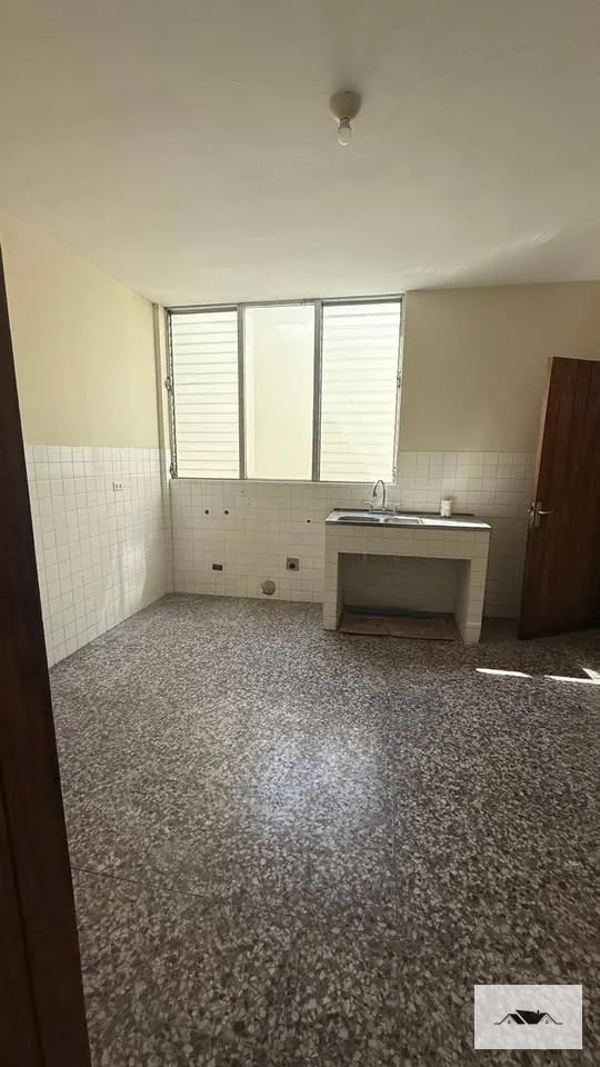 En Renta Casa Zona 10 con 550mts2 — Casa vacacional en Alquiler en Zona 10, Guatemala, Ciudad — foto 10 de 11