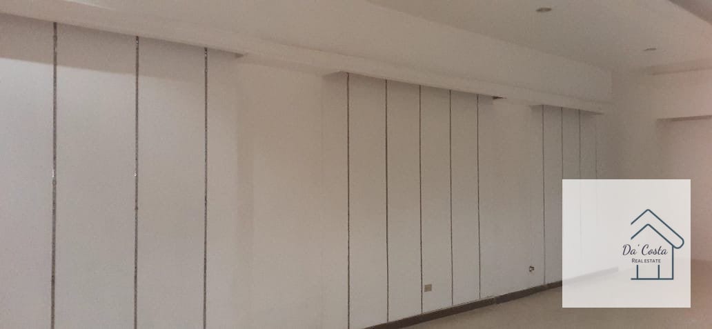 Local en Venta | Renta — Local en Alquiler en Centro Comercial Pradera, Zona 10, Guatemala, Ciudad — foto 2 de 4