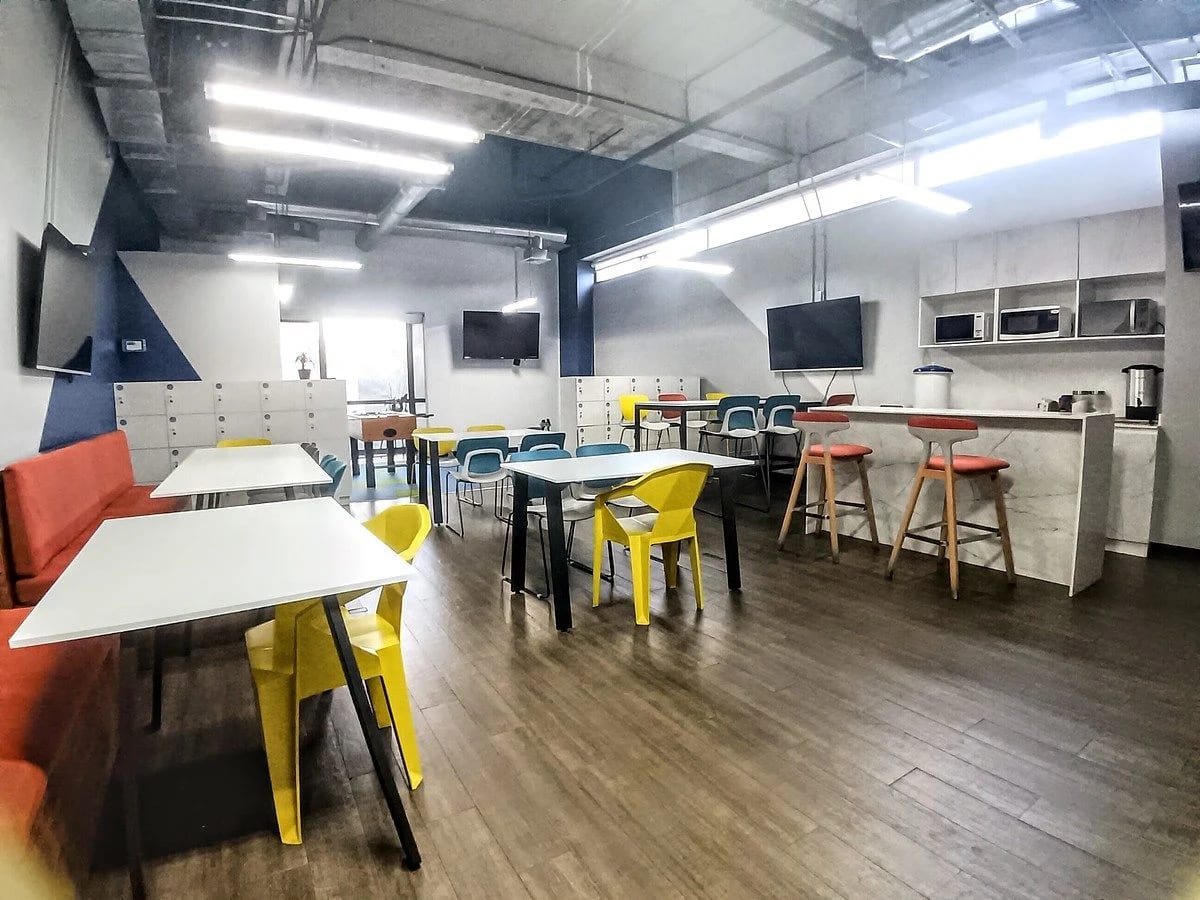 Oficina corporativa (piso completo) en Zona 10 | 579.82 m² | 14 parqueos — Oficina en Venta en Terraesperanza, Zona 10, Guatemala, Ciudad — foto 17 de 17