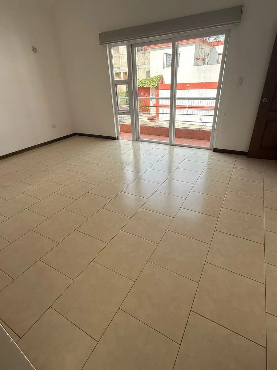 Casa en renta en Km 16.5 CAES — Condominio Boungambilias de Arrazola — Casa en Alquiler en Bouganbilias de Arrazola, Carretera a El Salvador, Guatemala, Ciudad — foto 8 de 13
