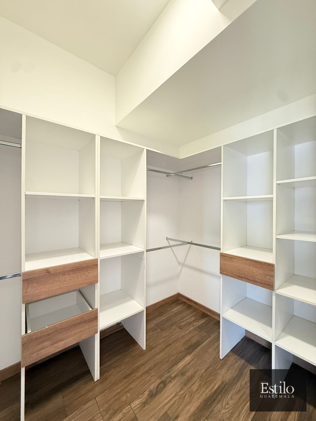 Precioso Apartamento Con Dorm De Servicio Z.10 - 7