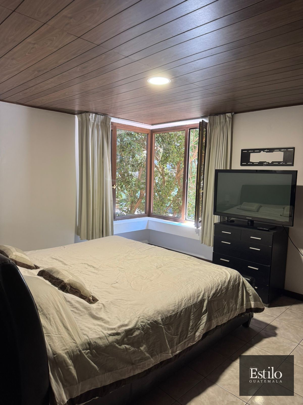Hermoso Apartamento Con Balcón Z.10 Santa Clara - 2
