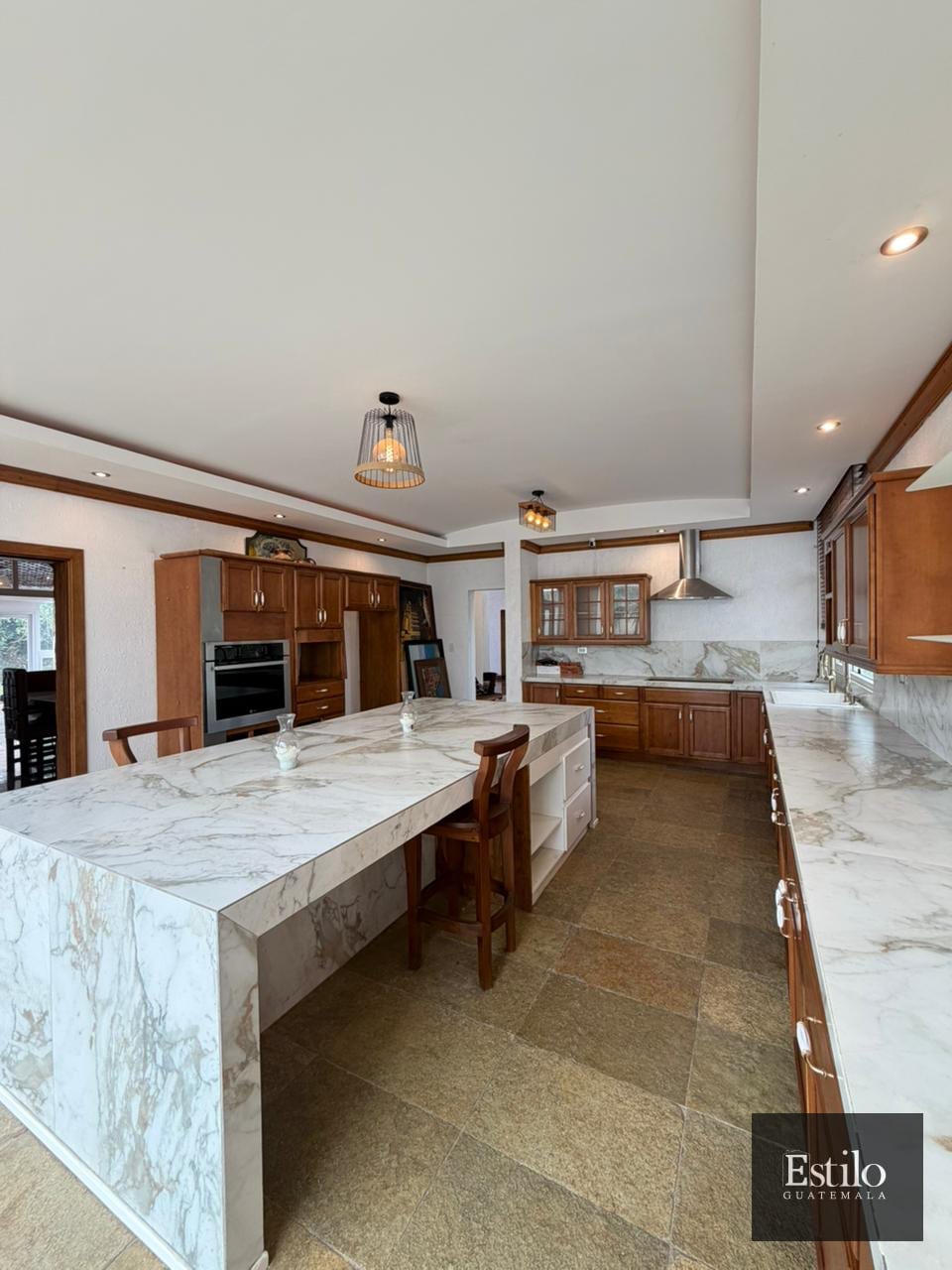 ESPECTACULAR CASA ESTILO MANSIÓN — Casa en Venta en Carretera a El Salvador, Guatemala, Ciudad — foto 14 de 15