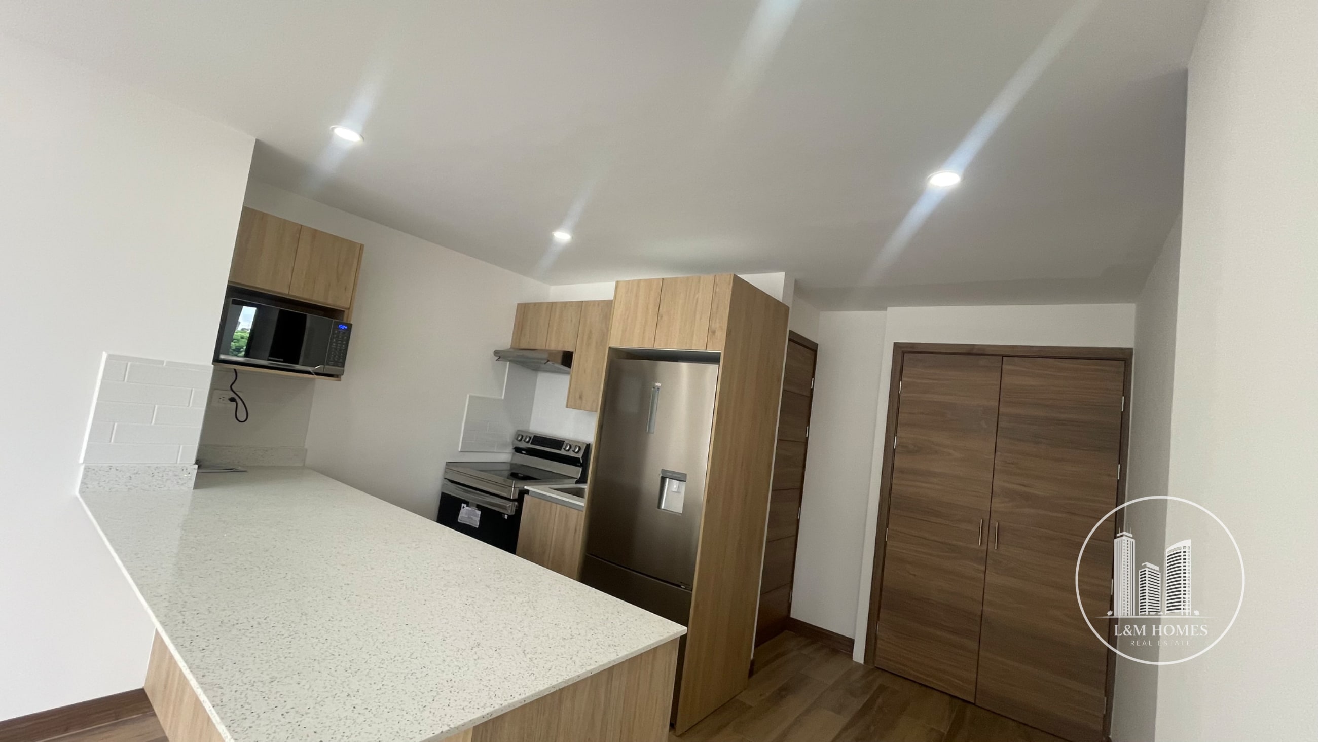 Lindo apartamento para estrenar zona 15 Vh 1 - 3