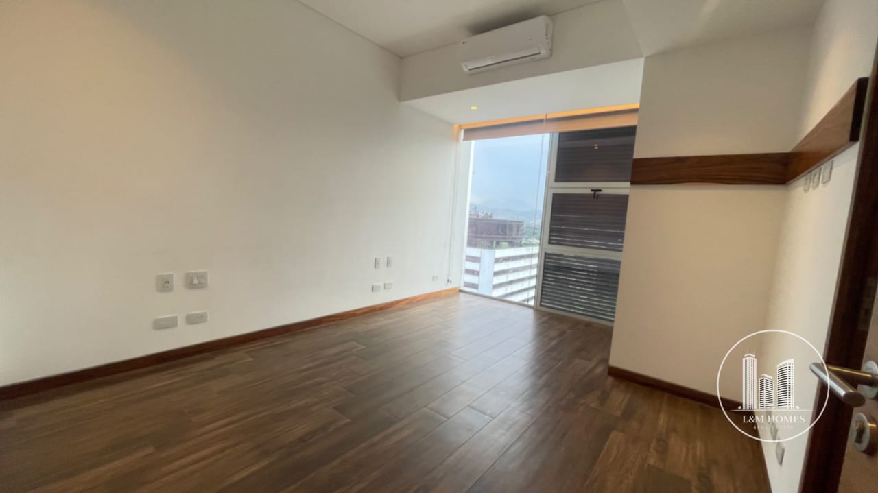 Amplio apartamento zona 10 — Apartamento en Alquiler en Zona 10, Guatemala, Ciudad — foto 8 de 17