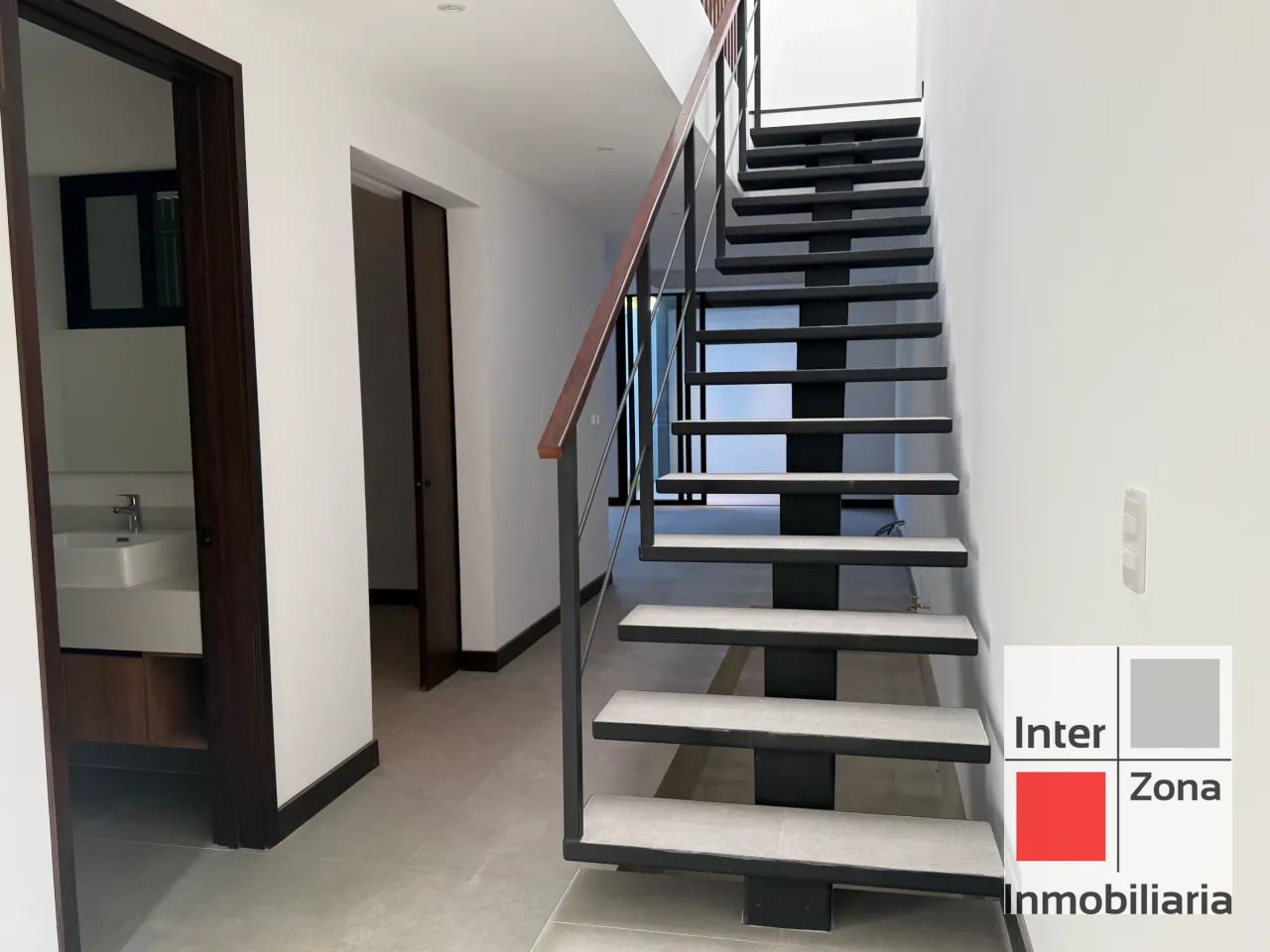 Casa en renta, Zona 10. Nueva y pet friendly. — Casa en Alquiler en Zona 10, Guatemala, Ciudad — foto 6 de 11
