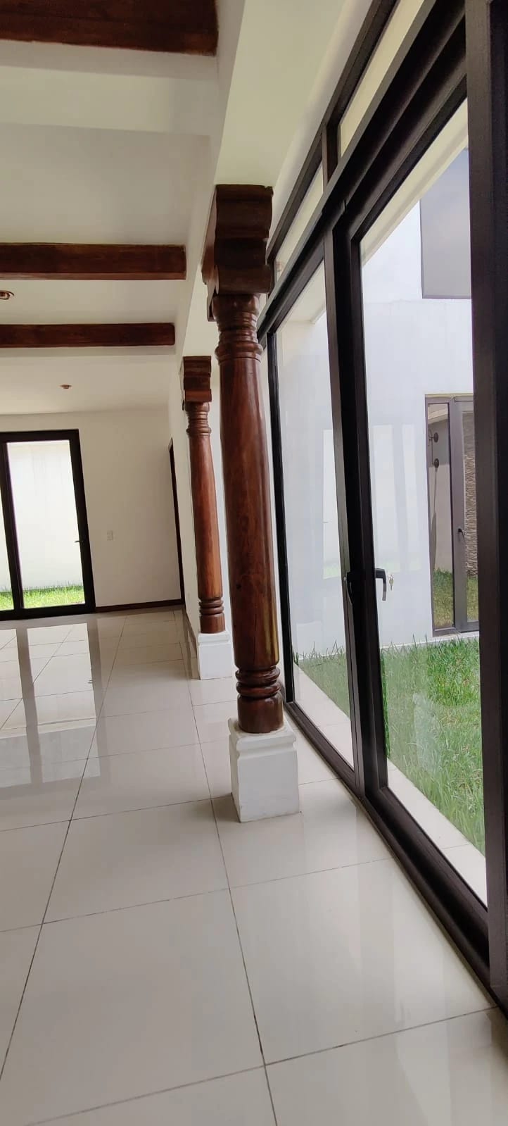 Villa San Juan hermosa casa colonial a minutos de Antigua Guatemala — Casa en Venta en Antigua, Sacatepéquez — foto 6 de 10