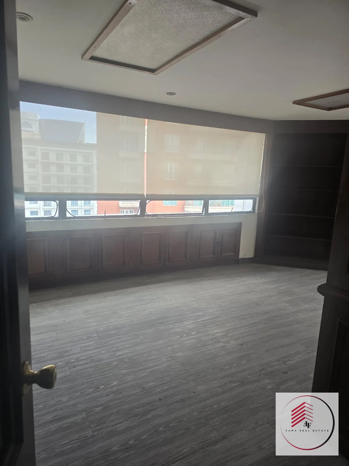 ALQUILER DE ESPACIOSA OFICINA EN EDIFICIO GEMINIS 10 EN ZONA 10 DE 140 M² — Oficina en Venta en Zona 10, Guatemala, Ciudad — foto 3 de 11